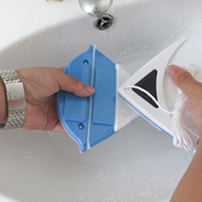 Yosoo Blue Shape Single Side Magnetic Window Cleaner with Powerful Lock for Easy washing, for Glass and Mirrors