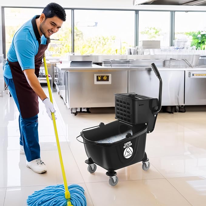 Dryser Commercial Mop Bucket with Side Press Wringer, 26 Quart, Black
