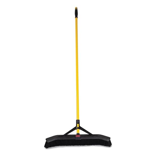 Maximizer 24IN MED Push to Center Broom