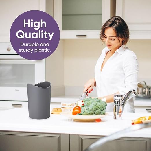 Superio MIni Bathroom Trash Can with Lid, Modern Grey Mini Waste Bin with Swing Lid (1 1/2 Gallon, 6 Liter) Plastic Garbage Can for Kitchen, Bathroom, Bedroom, Office, Under Desk (1, Grey)