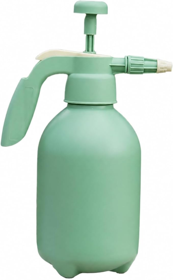 Water s with Adjustable Nozzle Trigger-Style Pressurized Spray Bottle Large Capacity Hand-Operated Bottle