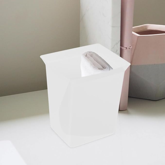 Portable Cleaning Bin Plastic Utility Basket for Organizing Tools Supplies Hotel Rooms Bathrooms Kitchens White Shower Integrated Tool Bar for Easy Carrying