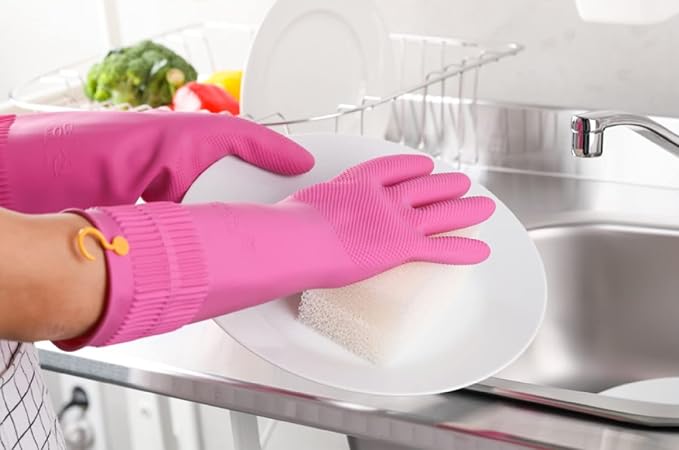 Myungjin Reusable Waterproof Household Dishwashing Non-Slip Cleaning Rubber Gloves with Hang-Dry Hook (1 Pair/Small)