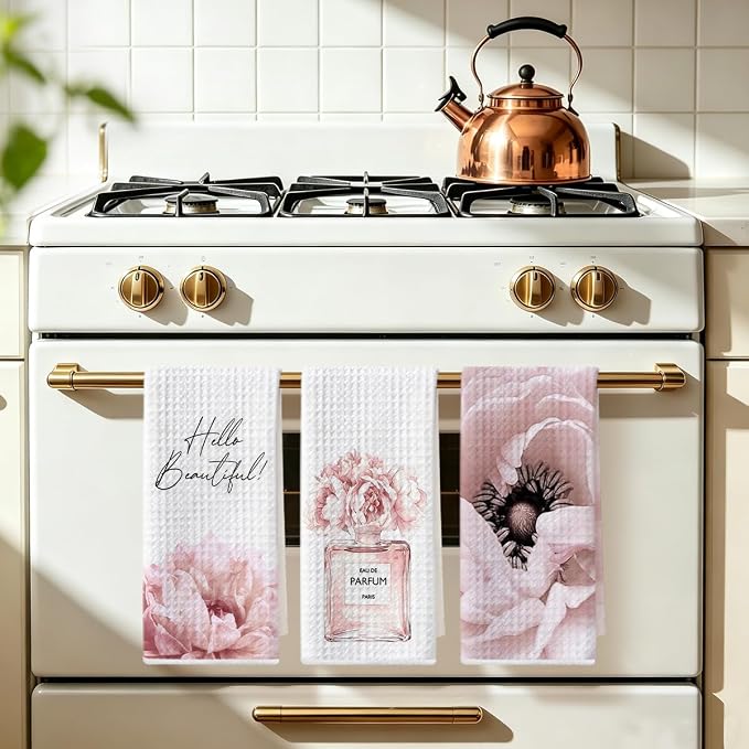 3 Pcs Pink Hand Towels, Perfume Flower Decor Reusable Dish Towels | Fashion Gifts for Women Girls Mom Friend, Waffle Weave Microfiber Towels for Bathroom Home Decor 24x14 Inch