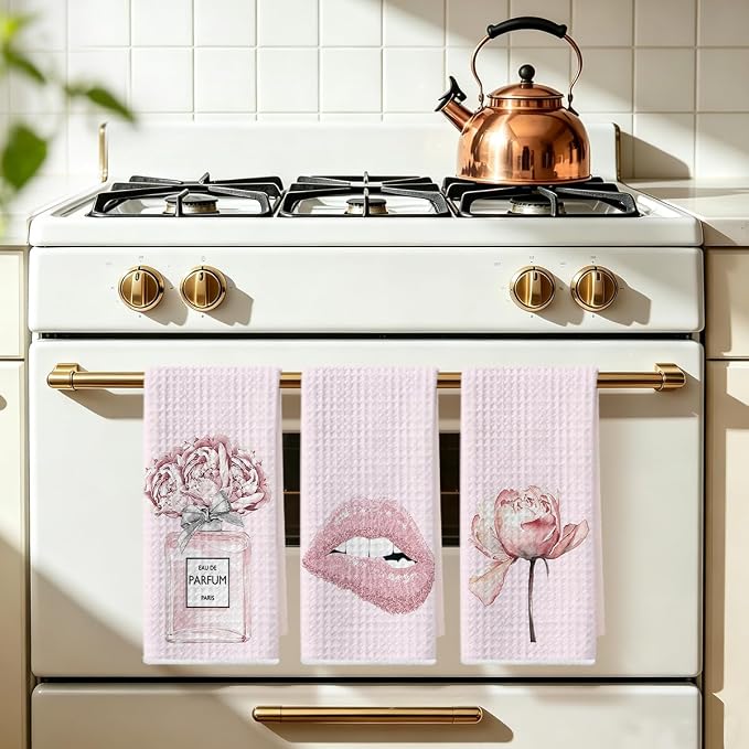 3 Pcs Pink Hand Towels, Perfume Flower Decor Reusable Dish Towels | Fashion Gifts for Women Mom Girls Friend, Waffle Weave Microfiber Towels for Bathroom Home Decor 24x14 Inch