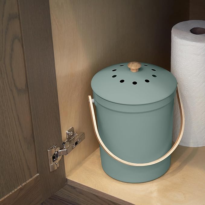 Beautiful Kitchen Compost Bin with Smell Proof Lid for Your Countertop | Rust Proof and Odorless 1.1 Gallon Bucket with No Smell Filters - Easy to Clean and Looks Great on Any Kitchen Counter