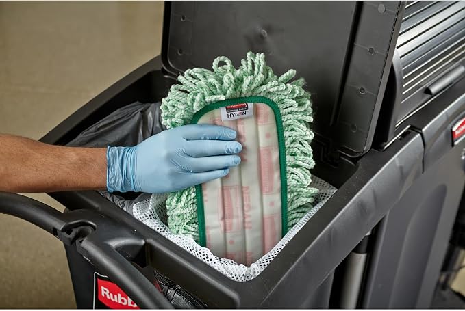 Rubbermaid Commercial Products HYGEN 60 inch Microfiber Dust Pad with Fringe, Green, For Janitorial/Professional Cleaners and Heavy-Duty industrial Cleaning/Dusting/Sweeping