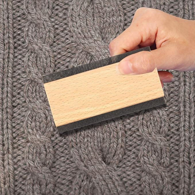 Boao 2 Pcs Wooden Sweater Comb Remove Pilling Double Edge Fabric Shaver | Remove Pills and Fuzz from Clothing, Pill Remover for Scarves Wool Coats Pant Legs Knits Woolens Blankets